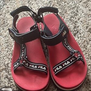 Fila Women's Black and Red Strap Sandals